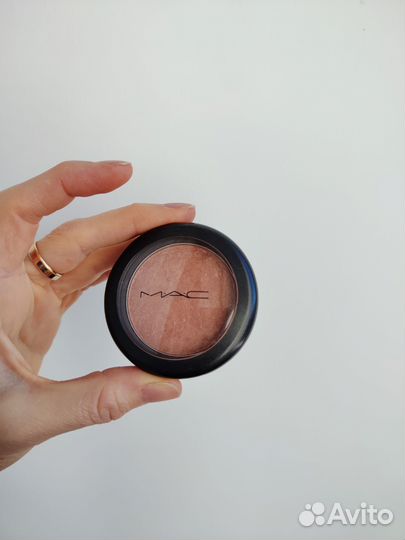 Румяна Mac margin Powder Blush