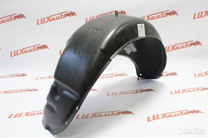 Подкрылки задние Mazda 3 Bk 2003-2009