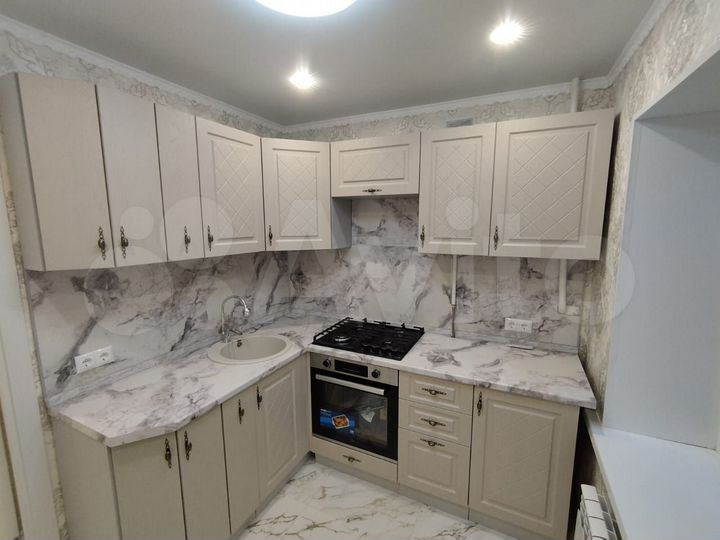 1-к. квартира, 30 м², 1/4 эт.