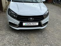 ВАЗ (LADA) Vesta 1.6 MT, 2020, битый, 130 000 км, с пробегом, цен�а 820 000 руб.