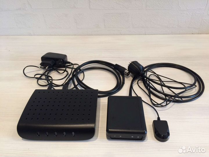 Магнитофон Аkai, Technics пульт ду