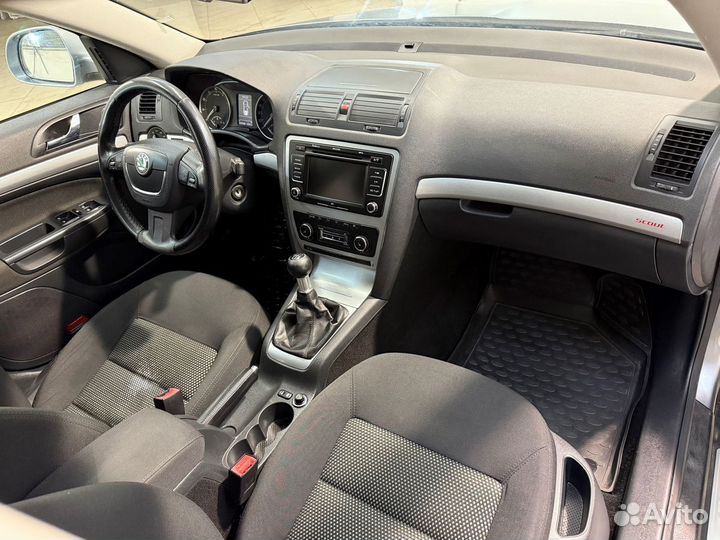 Skoda Octavia 1.8 МТ, 2012, 200 000 км