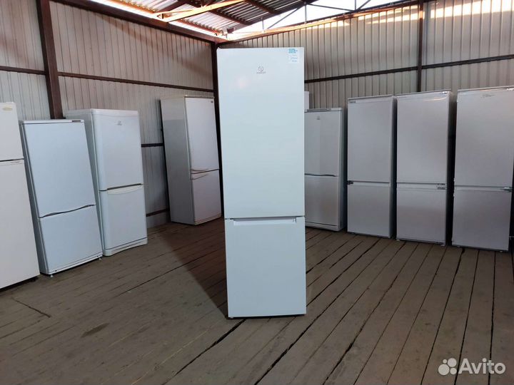 Холодильник бу Индезит DS320.02 Доставка. Гарантия