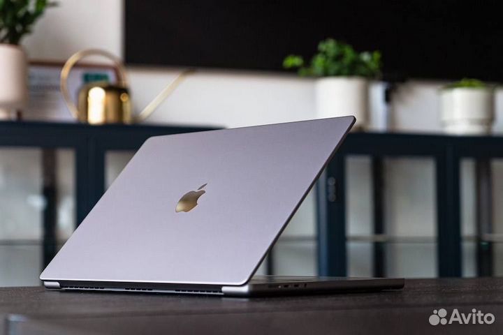 Apple MacBook Pro 16 2021 M1 512GB