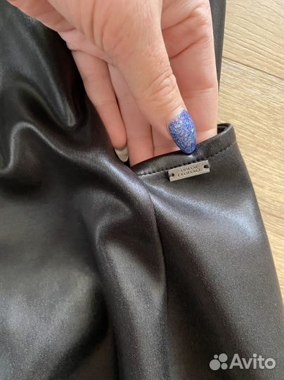 Armani платье маленькое черное