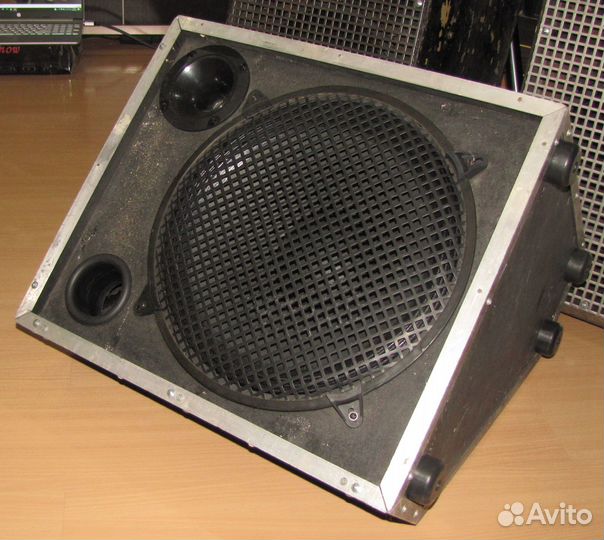 Колонка FA 550-1100W Монитор D15