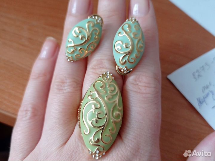 Комплект серьги и кольцо