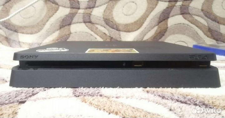 Sony PS4 slim 1tb