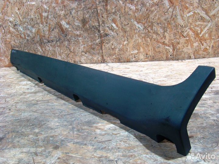 Ford Kuga 1 Накладка на порог наружная левая