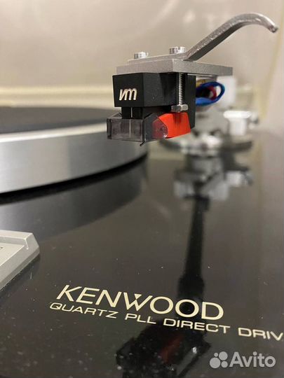 Проигрыватель винила Kenwood KP-770D