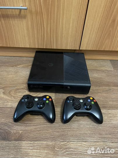 Xbox 360 E Прошитый Даа джоя