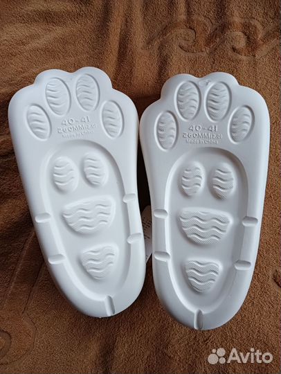 Резиновые шлепки