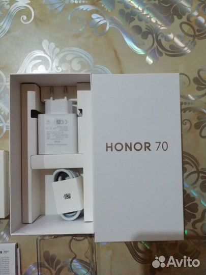 HONOR 70, 8/256 ГБ