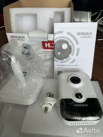 HiWatch ds-i214(b)