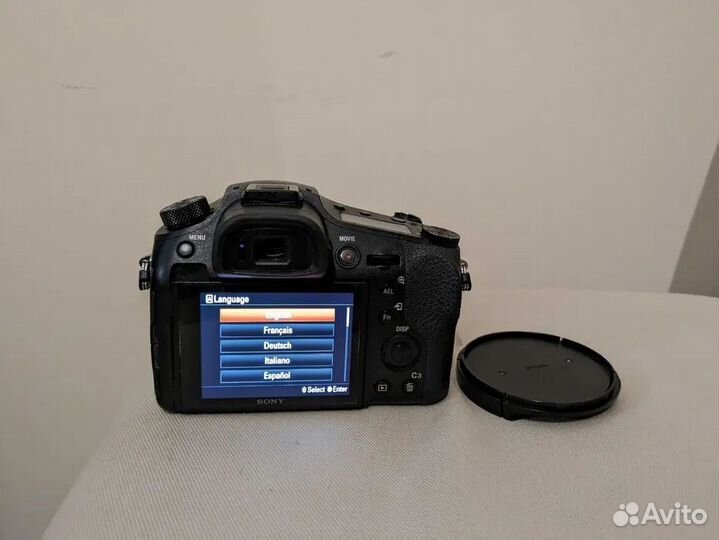 Sony CyberShot RX10 IV