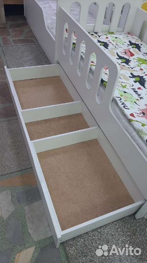 Детская кровать 160 на 80 с матрасом (новая)