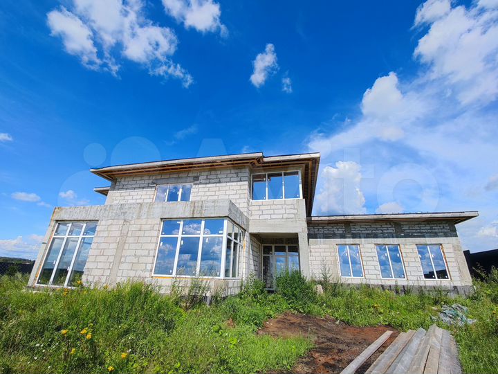 Дом 454 м² на участке 24 сот.