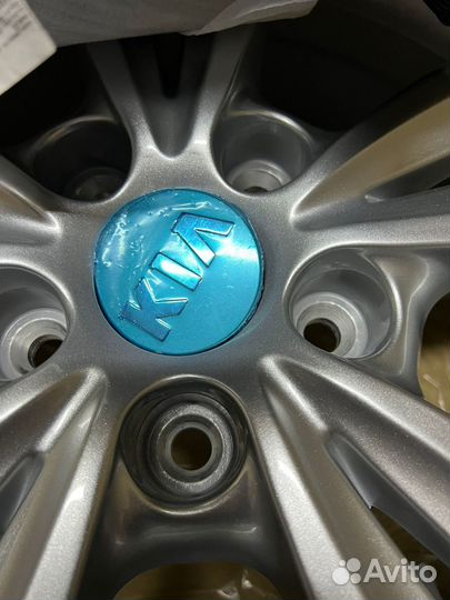 Продам комплект новых дисков на KIA