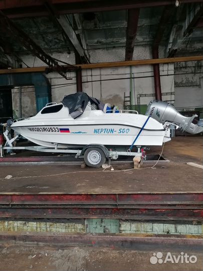 Катер каютный