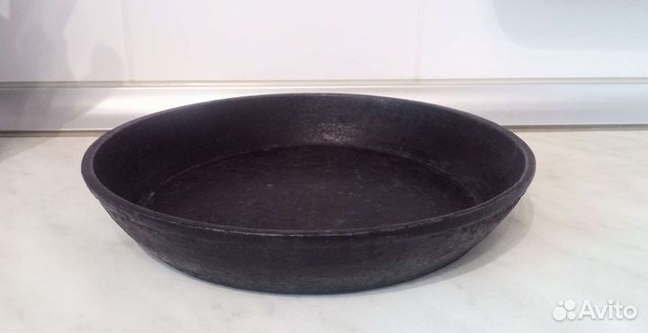 Чугунная сковорода СССР; d 19см