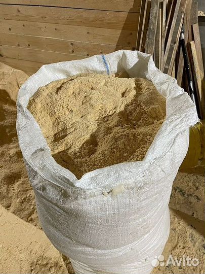 Опилки в мешках