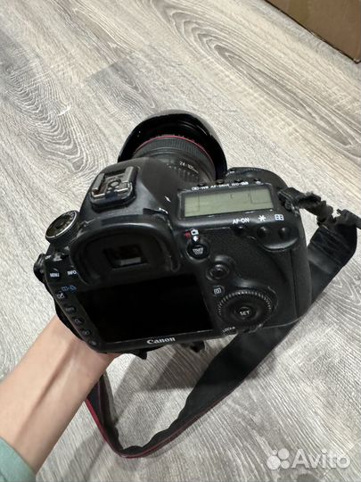 Canon eos 5D mark iii