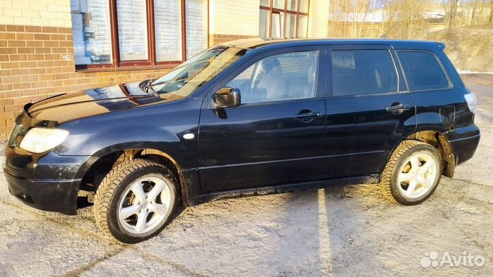 Mitsubishi Outlander 2.0 МТ, 2005, 240 000 км