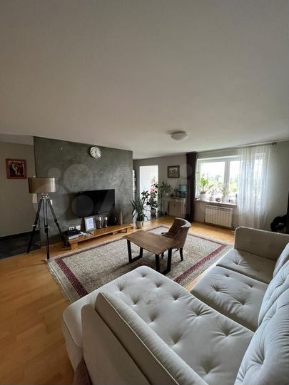 2-к. квартира, 69 м², 9/11 эт.