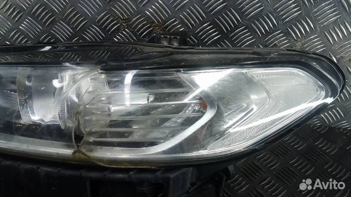 Фара левая Ford Mondeo 5 2015