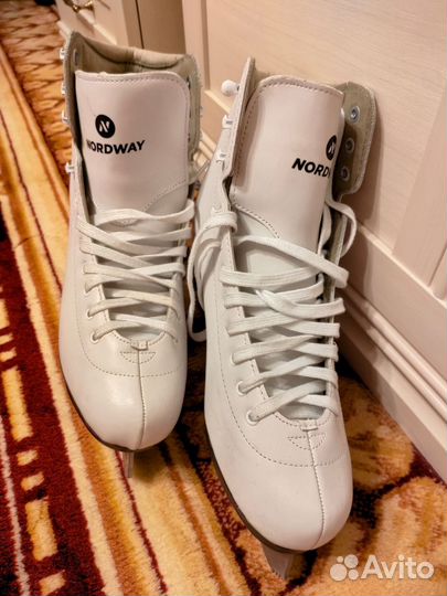 Коньки фигурные