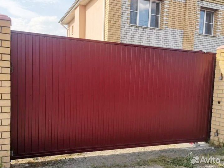 Въездные откатные ворота Alutech