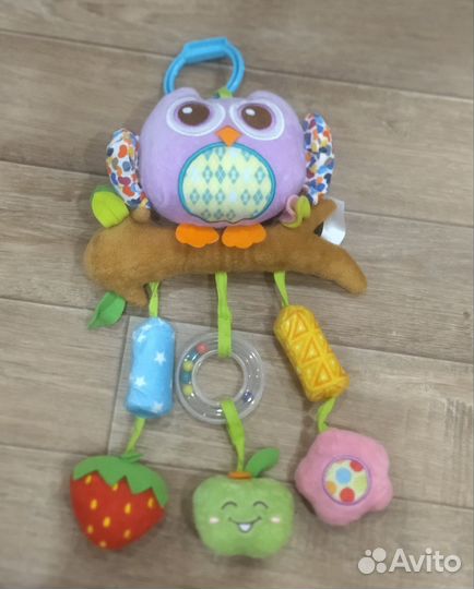 Игрушки на коляску, кроватку, стульчик