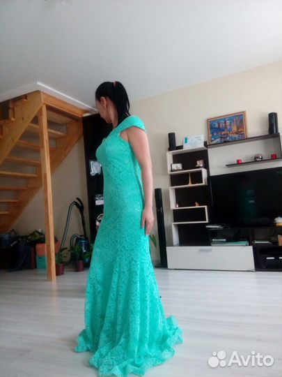 Платье вечернее