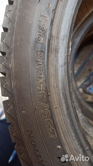 Goodride SW 618 235/45 R18 98T