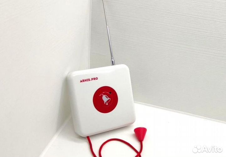 Кнопка вызова персонала для таулетов и санузлов