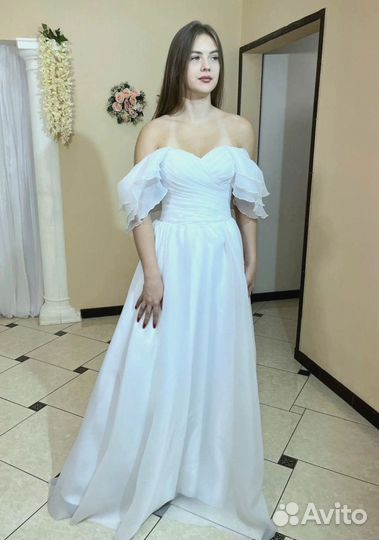 Вечернее платье белое аренда