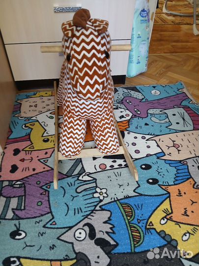 Лошадь качалка