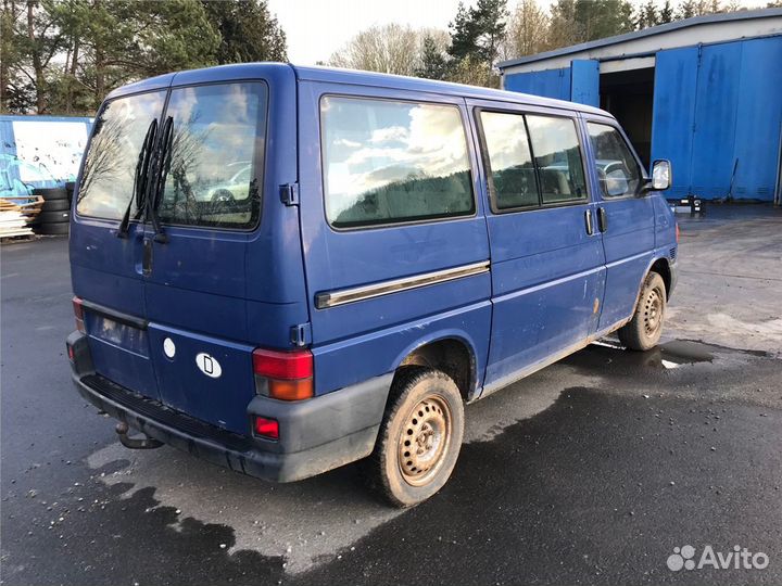 Разбор на запчасти Volkswagen Transporter 4