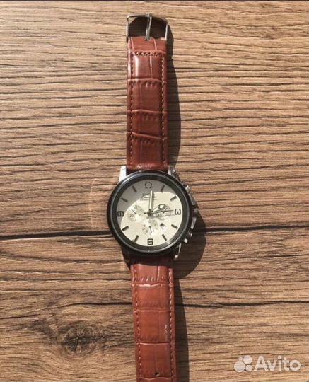 Часы кварцевые наручные