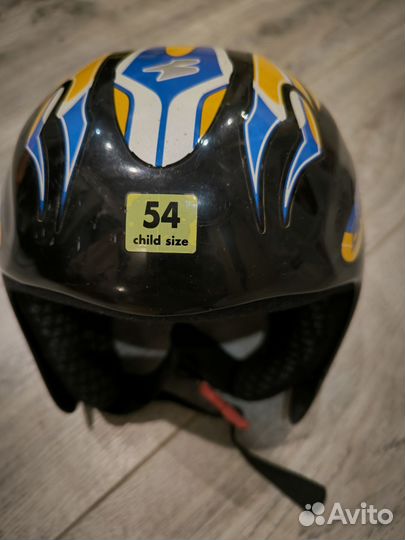 Горнолыжный шлем