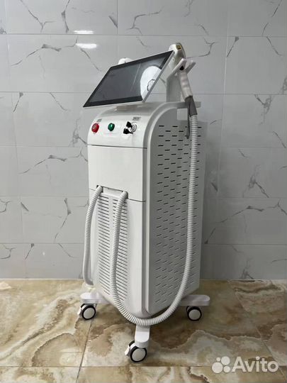 Лазерный аппарат для удаления волос