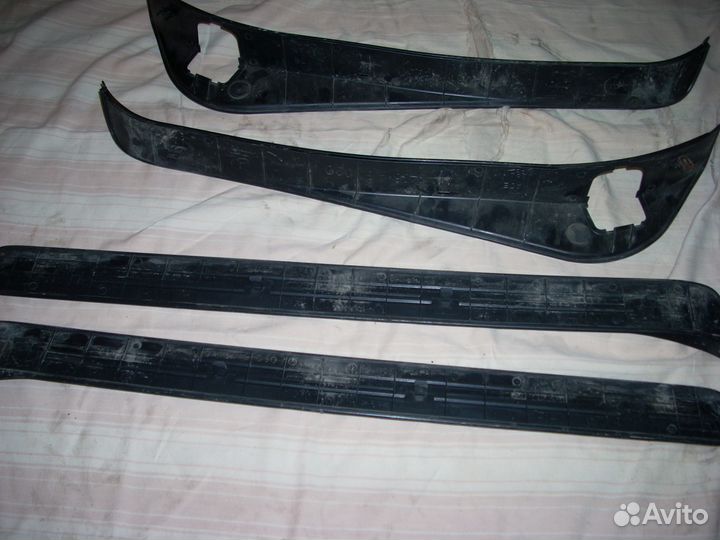 Накладки на порог для Субару Легаси 2003 - 2008г