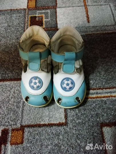 Детская обувь