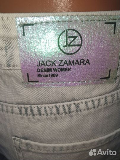 Женские джинсовые шорты белые