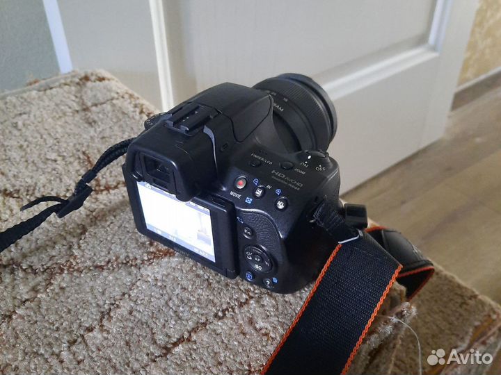 Зеркальный фотоаппарат sony A37