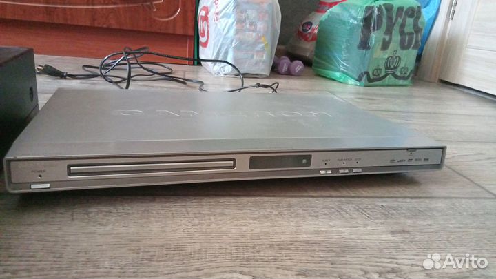Продается DVD проигрыватель и видеомагнитофон