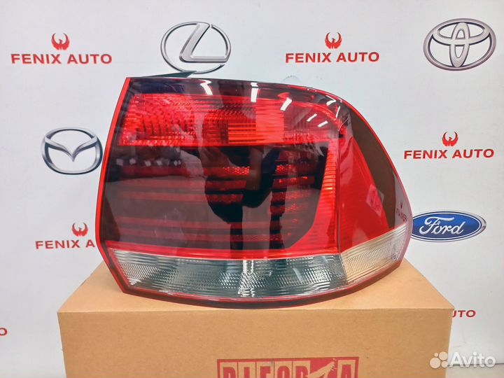 Фонарь Volkswagen Polo sedan 15-20 год