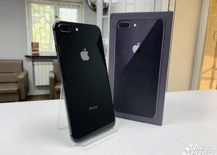 iPhone 8 Plus, 64 ГБ