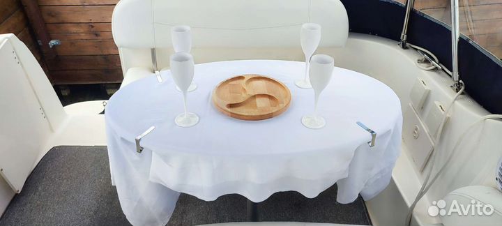 Аренда катера, аренда яхты, прогулки на катере