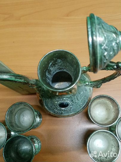 Кувшин и стопки